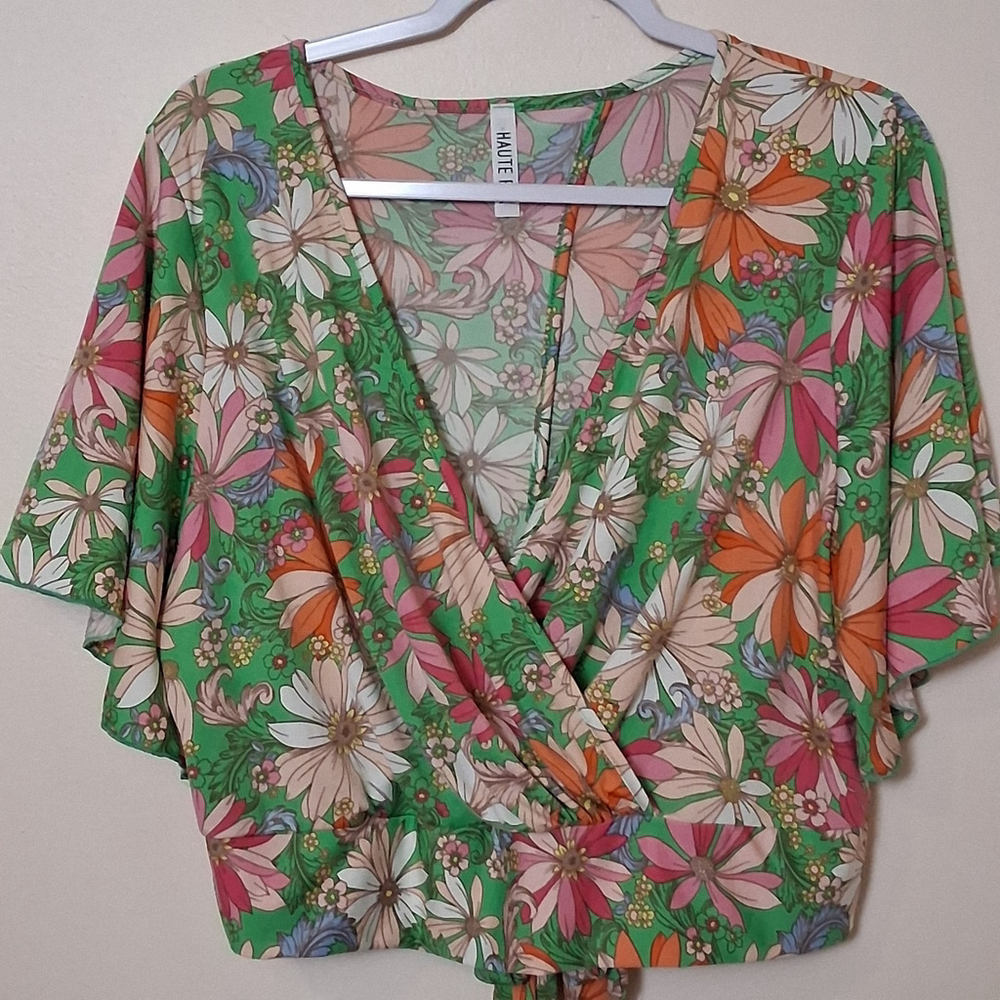 Haute Fox Y2K Whimsical Wrap Top 1XL Back Ties Open Back Detail Hippie Retro